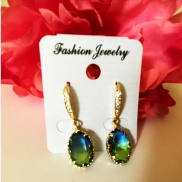 ⛔️SOLD⛔️ 2-Tone Glass Jewel Blue Green Ombre Rhinestones Drop Dangle Earrings - Picture 11 of 12